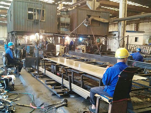 無縫錐形管車間展示